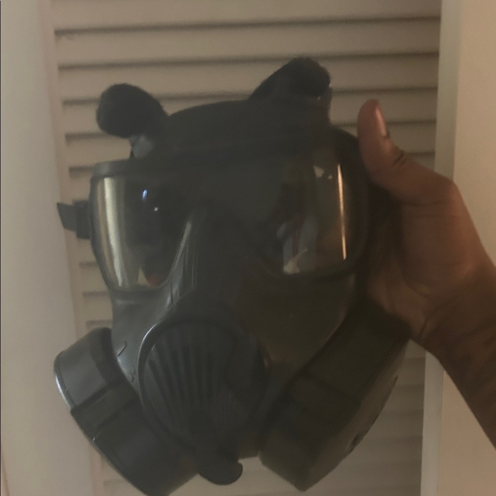 Advanced Black gas mask